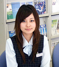 前野　友実